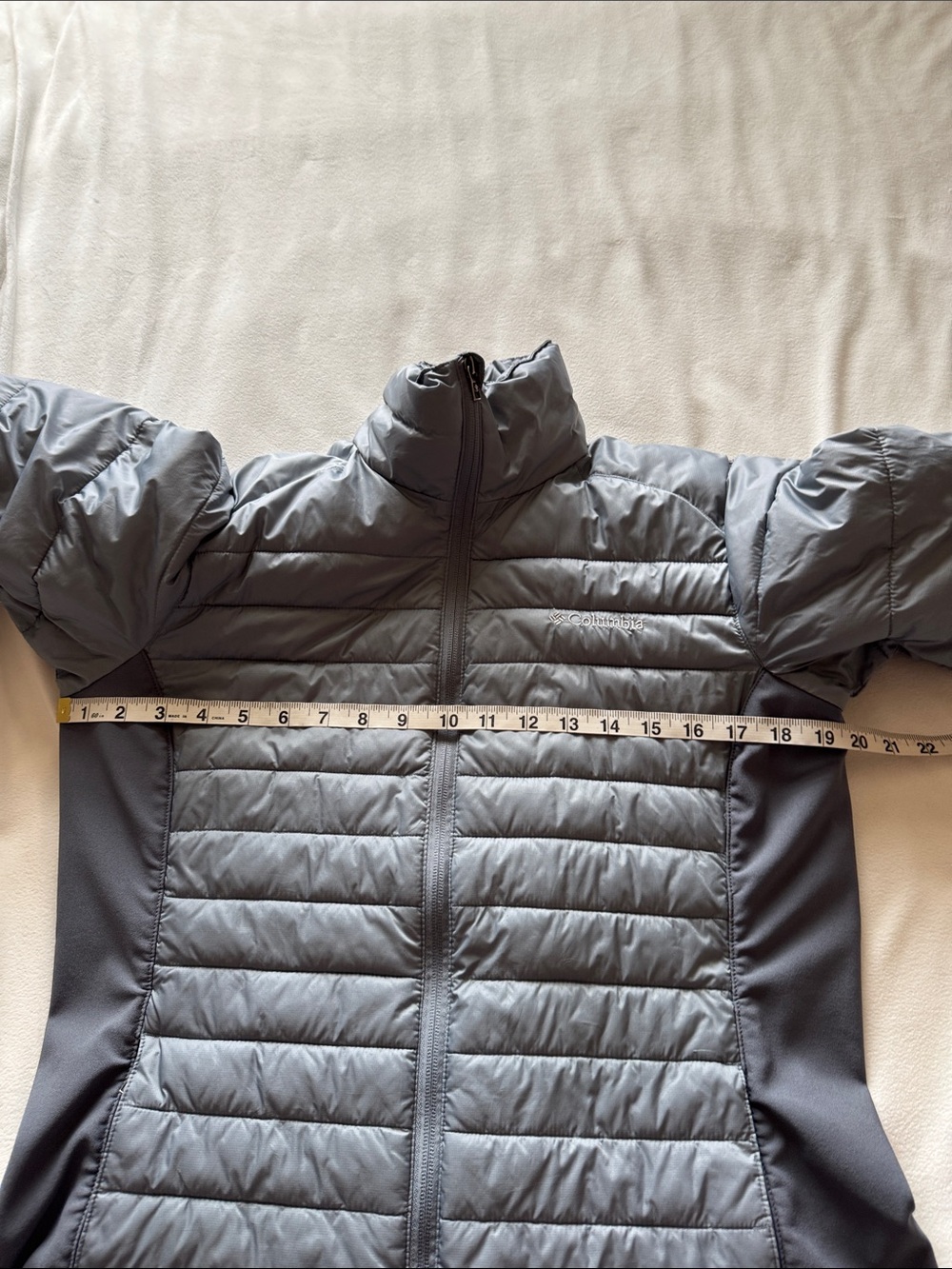 Columbia puffer coat - Picture 12 of 13